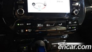Toyota Prius 1.8 2021 года из Южной Кореи
