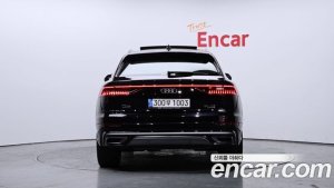 Audi Q8 50 TDI 4WD Premium 2021 года из Южной Кореи