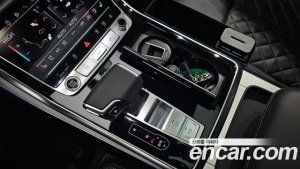 Audi Q8 50 TDI 4WD Premium 2021 года из Южной Кореи