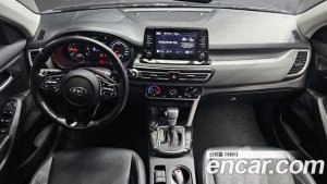 Kia Seltos Дизель 1.6 2WD 2020 года из Южной Кореи