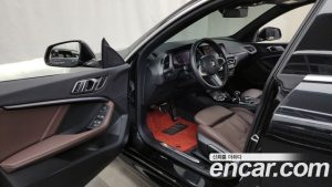 BMW 2-Series 218d M Sport 2021 года из Южной Кореи