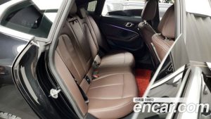BMW 2-Series 218d M Sport 2021 года из Южной Кореи
