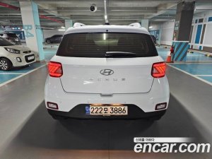 Hyundai Venue 1.6 Flux 2021 года из Южной Кореи