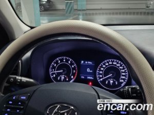 Hyundai Venue 1.6 Flux 2021 года из Южной Кореи