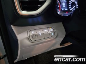 Hyundai Venue 1.6 Flux 2021 года из Южной Кореи