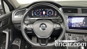 Volkswagen Tiguan 2.0 TDI Prestige 2020 года из Южной Кореи