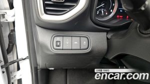 Hyundai Venue 1.6 Modern 2020 года из Южной Кореи