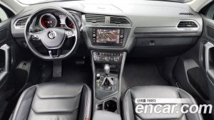 Volkswagen Tiguan 2.0 TDI Premium 2020 года из Южной Кореи