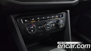 Volkswagen Tiguan 2.0 TDI Premium 2020 года из Южной Кореи