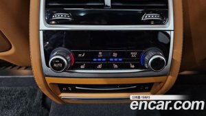 BMW 7-Series 740Li xDrive Design Pure Excellence 2020 года из Южной Кореи