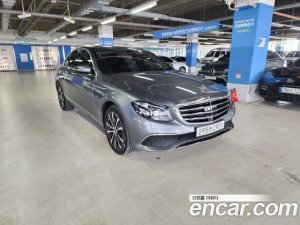 Mercedes-Benz E-Class E300e 4MATIC Exclusive 2020 года из Южной Кореи