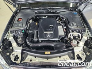 Mercedes-Benz E-Class E300e 4MATIC Exclusive 2020 года из Южной Кореи