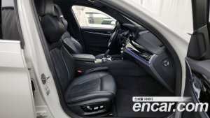 BMW 5-Series 523d xDrive M Sport 2021 года из Южной Кореи
