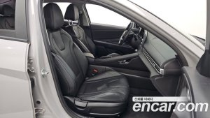 Hyundai AVANTE 1.6 2021 года из Южной Кореи