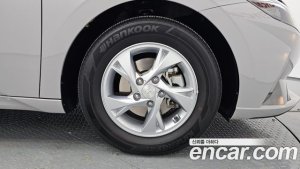 Hyundai AVANTE 1.6 2021 года из Южной Кореи