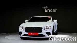 Bentley Continental 6.0 GTC 2020 года из Южной Кореи