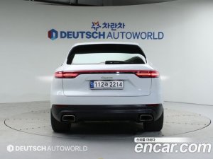 Porsche Cayenne 3.0 E-하이브리드 2021 года из Южной Кореи