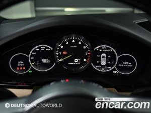 Porsche Cayenne 3.0 E-하이브리드 2021 года из Южной Кореи