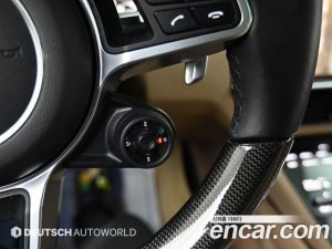 Porsche Cayenne 3.0 E-하이브리드 2021 года из Южной Кореи