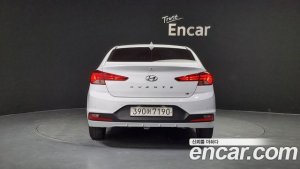 Hyundai AVANTE 1.6 2020 года из Южной Кореи