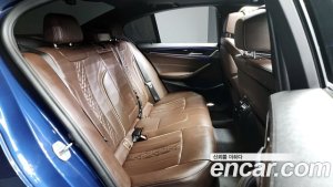 BMW 5-Series 523d M Sport 2021 года из Южной Кореи