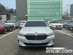 BMW 7-Series 740Li xDrive Design Pure Excellence 2021 года из Южной Кореи