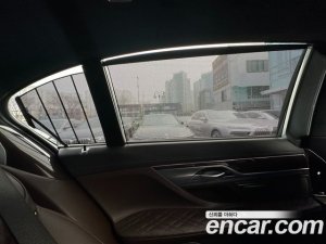 BMW 7-Series 740Li xDrive Design Pure Excellence 2021 года из Южной Кореи