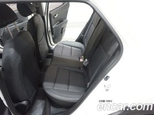 Kia Stonic 1.4 2020 года из Южной Кореи