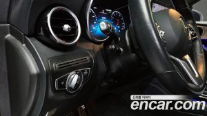 Mercedes-Benz GLC-Class GLC300e 4MATIC Coupe 2020 года из Южной Кореи