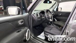 Jeep Renegade 2.4 Longitude 2021 года из Южной Кореи