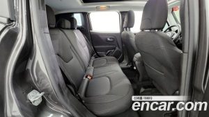 Jeep Renegade 2.4 Longitude 2021 года из Южной Кореи