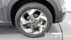 Hyundai Venue 1.6 Flux 2021 года из Южной Кореи