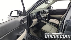 Hyundai Venue 1.6 Flux 2021 года из Южной Кореи