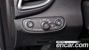 ChevroletGMDaewoo Trax 1.4 LT 2021 года из Южной Кореи