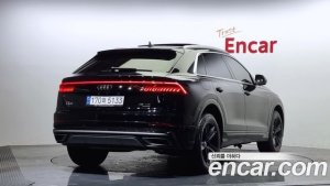 Audi Q8 45 TDI 4WD Premium 2021 года из Южной Кореи