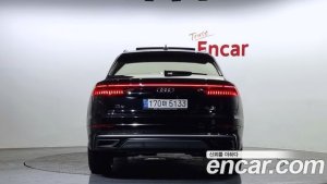 Audi Q8 45 TDI 4WD Premium 2021 года из Южной Кореи