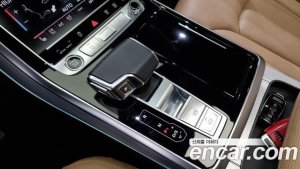 Audi Q8 45 TDI 4WD Premium 2021 года из Южной Кореи