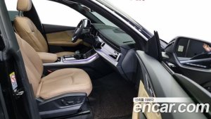 Audi Q8 45 TDI 4WD Premium 2021 года из Южной Кореи