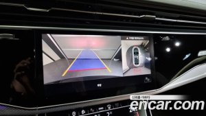Audi Q8 45 TDI 4WD Premium 2021 года из Южной Кореи