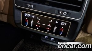 Audi Q8 45 TDI 4WD Premium 2021 года из Южной Кореи