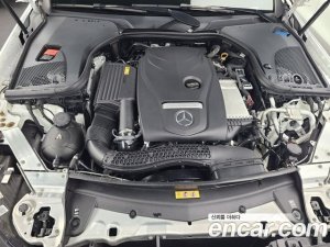 Mercedes-Benz E-Class E250 Exclusive 2021 года из Южной Кореи