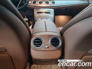 Mercedes-Benz E-Class E250 Exclusive 2021 года из Южной Кореи