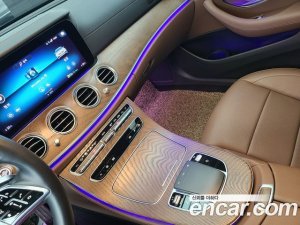 Mercedes-Benz E-Class E250 Exclusive 2021 года из Южной Кореи