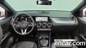 Mercedes-Benz GLA-Class GLA220 2021 года из Южной Кореи