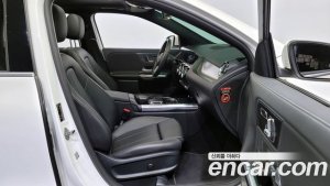 Mercedes-Benz GLA-Class GLA220 2021 года из Южной Кореи