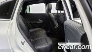 Mercedes-Benz GLA-Class GLA220 2021 года из Южной Кореи