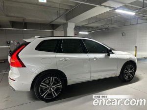 Volvo XC60 T8 R-디자인 2021 года из Южной Кореи