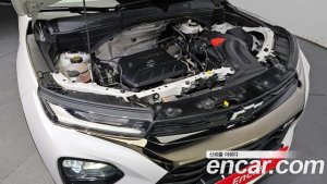 ChevroletGMDaewoo Trailblazer 1.3 Turbo 4WD 2022 года из Южной Кореи