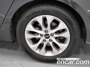Kia K8 2.5 Бензин 2WD 2022 года из Южной Кореи