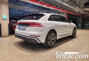 Audi Q8 50 TDI 4WD Premium 2021 года из Южной Кореи